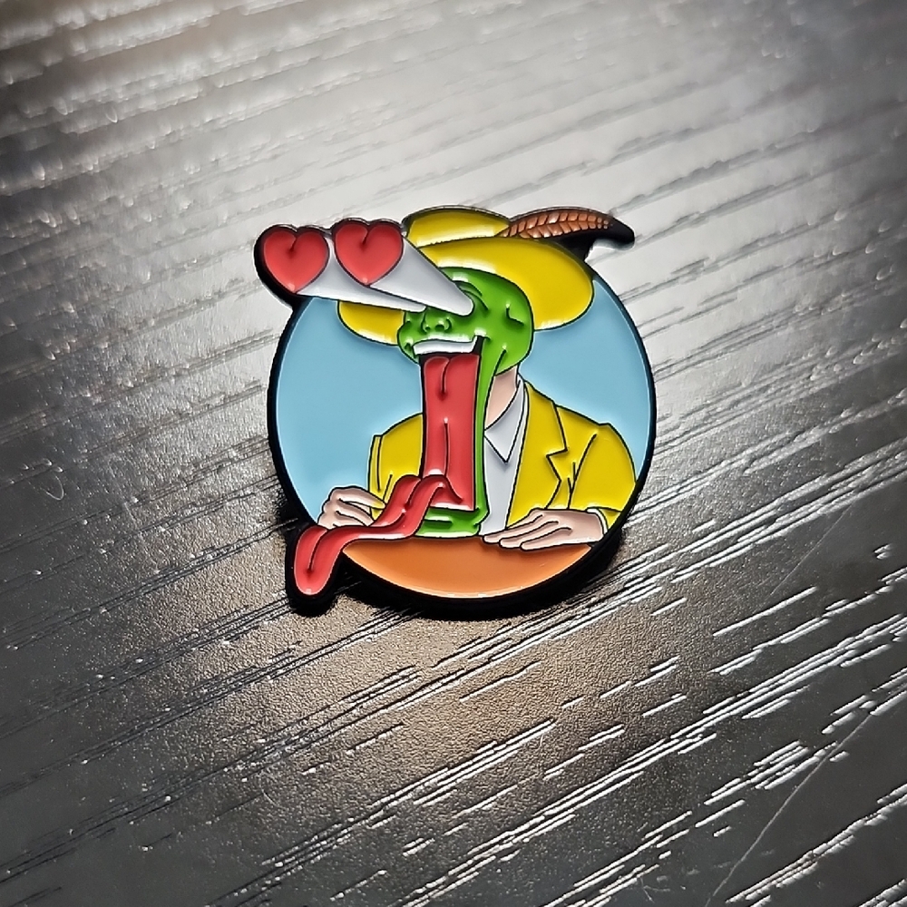 The Mask Movie Inspired Enamel Pin - Picture 1 of 4